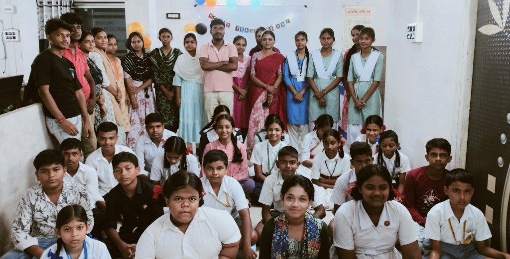 PRASEN AN EDUCATION CENTRE classroom session